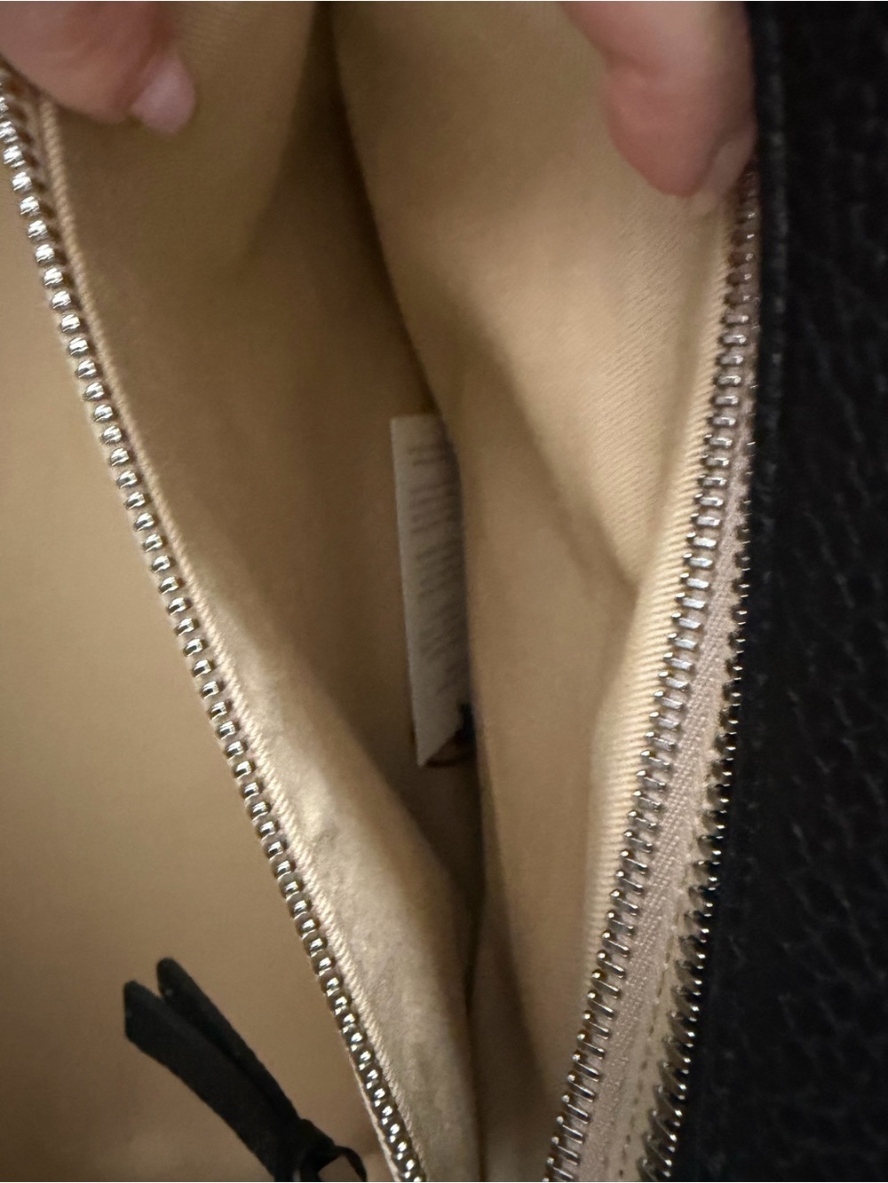 Jacquemus
Le Grand Turismo Leather Tote Bag - Picture 8 of 14